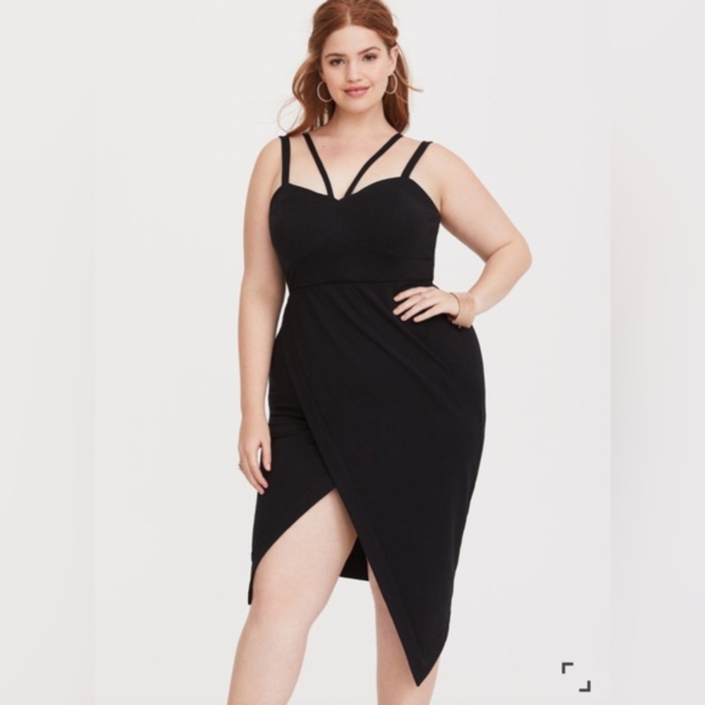 Torrid Special Occasion Black Asymmetric Ponte Dress Stretch Womens Plus Size 20